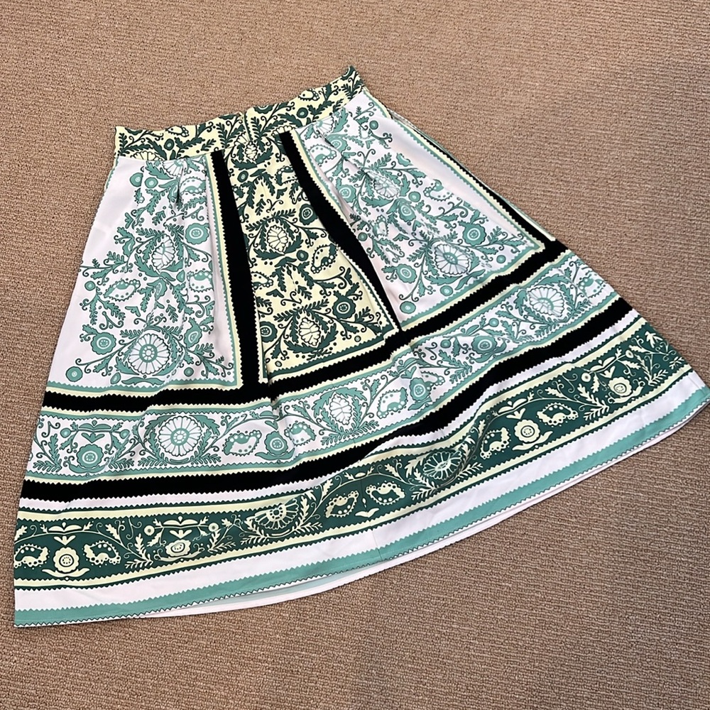 NY & Co Eva Mendes Collection Skirt W/Pockets! - Picture 2 of 4